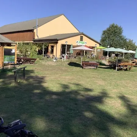 In Ruegeband With Swimming Pool Waren (Mueritz)